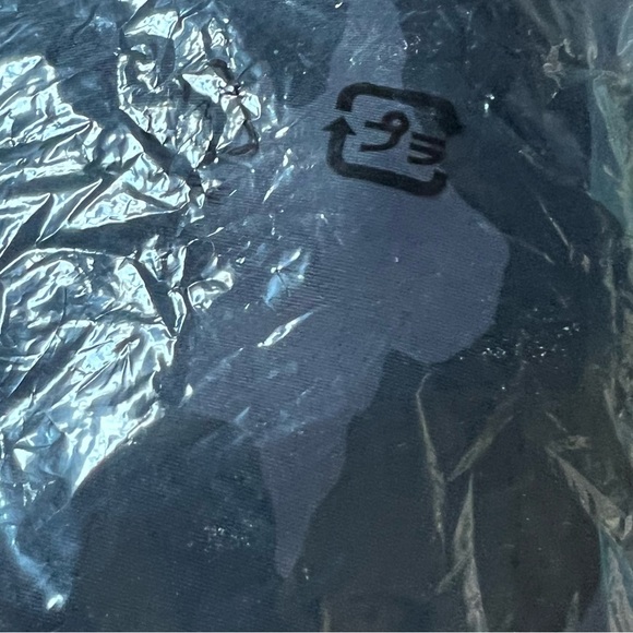 Athleta Ultimate Stash Pocket Camo 7/8 Tight Olive Size 1X and 2X NWT - Picture 11 of 11